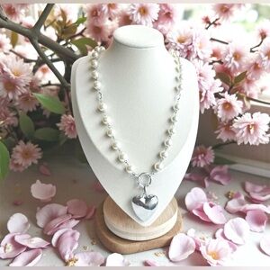 Elegant Silver and Pearl Heart Pendant Necklace